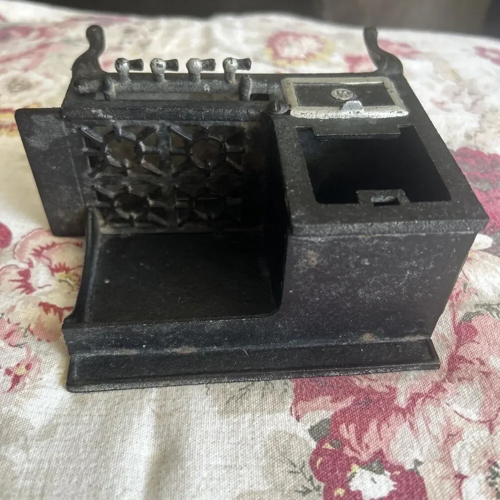 Antique Blue Bird Gas Stove Cast Iron 6.5